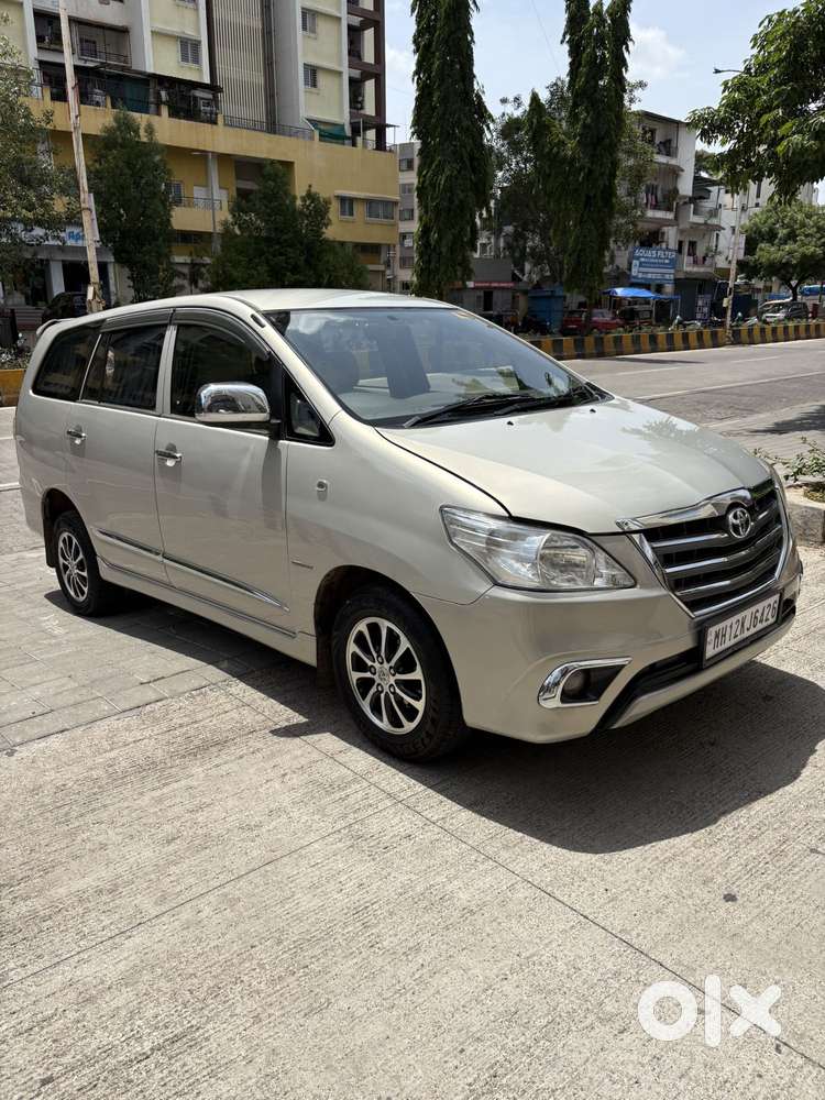 Toyota Innova 2.5 G (diesel) 8 Seater, 2013, Diesel