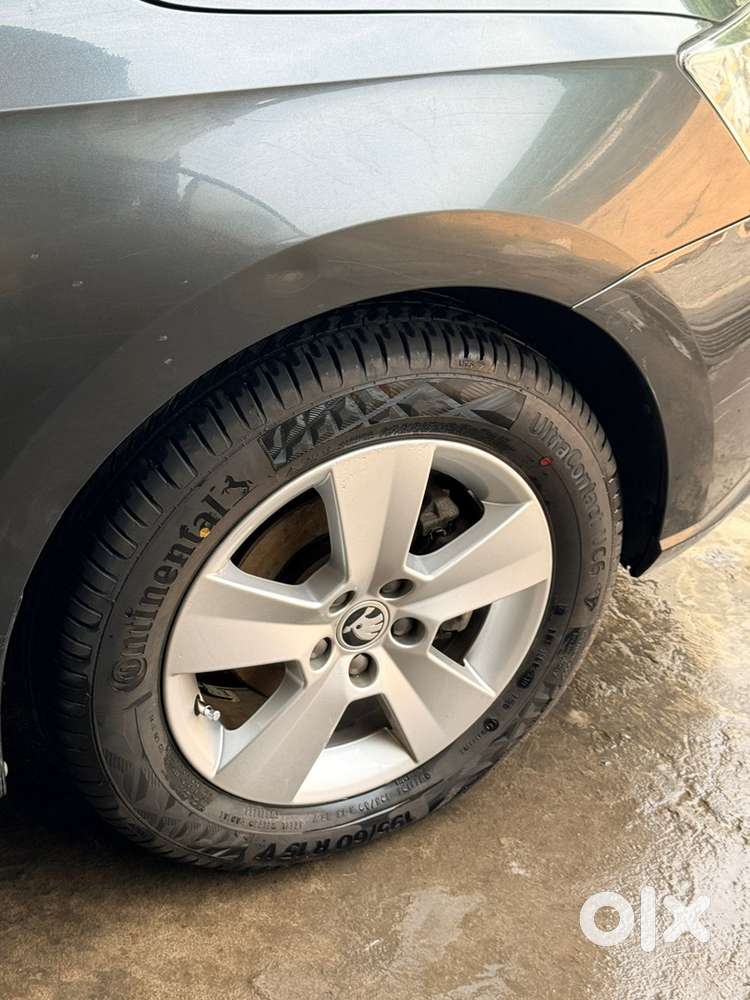 Skoda Rapid Tsi Petrol 2021