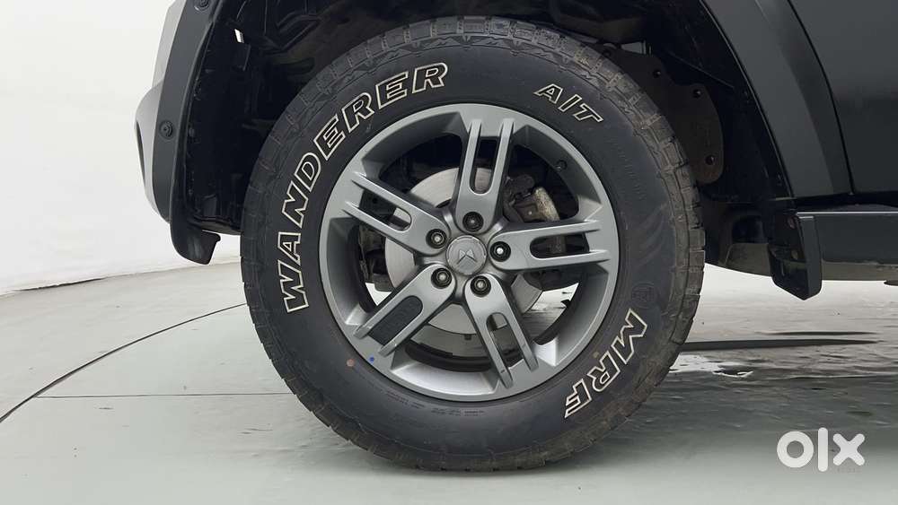 Mahindra Thar 2.0 Lx Hard Top Petrol At 4 Rwd, 2023, Petrol