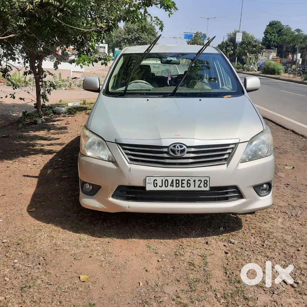 Toyota Innova 2013