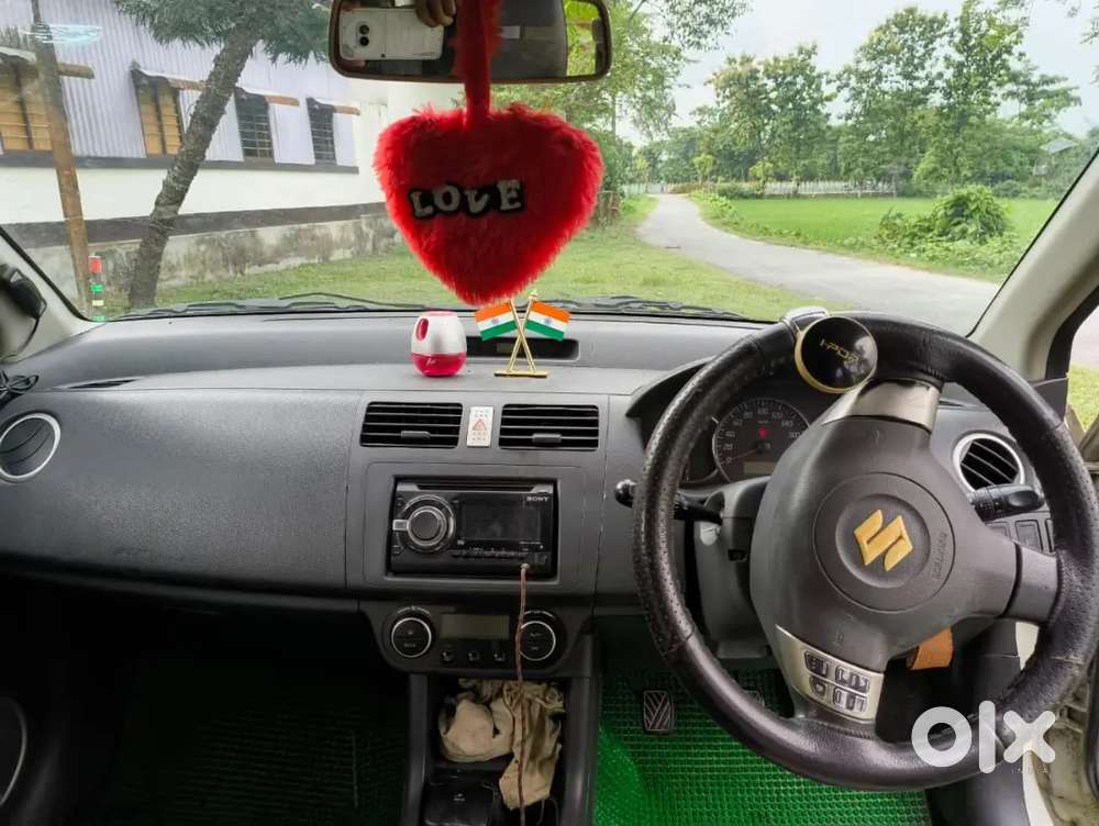 Maruti Suzuki Swift 2010
