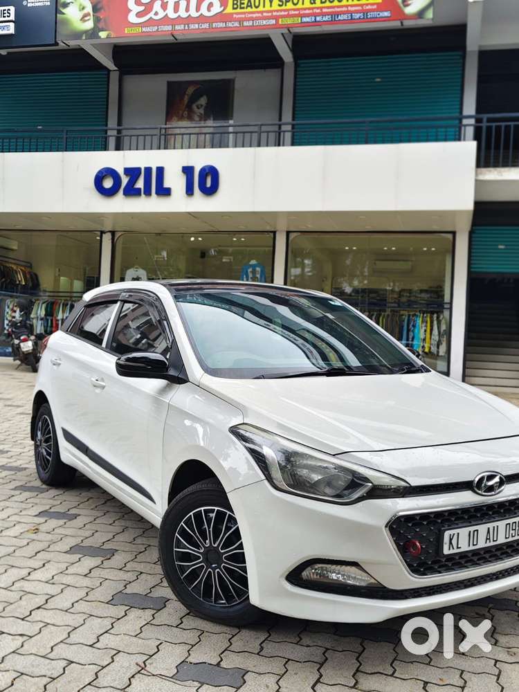Hyundai I20 Sportz 1.2 Ivt Dual Tone, 2015, Petrol