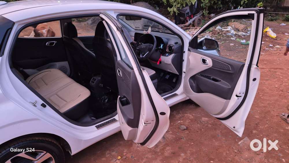 Hyundai Aura Sx (o) Manual, 2023, Petrol