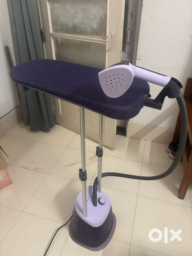 Philips Standing Garment Steamer 2000w