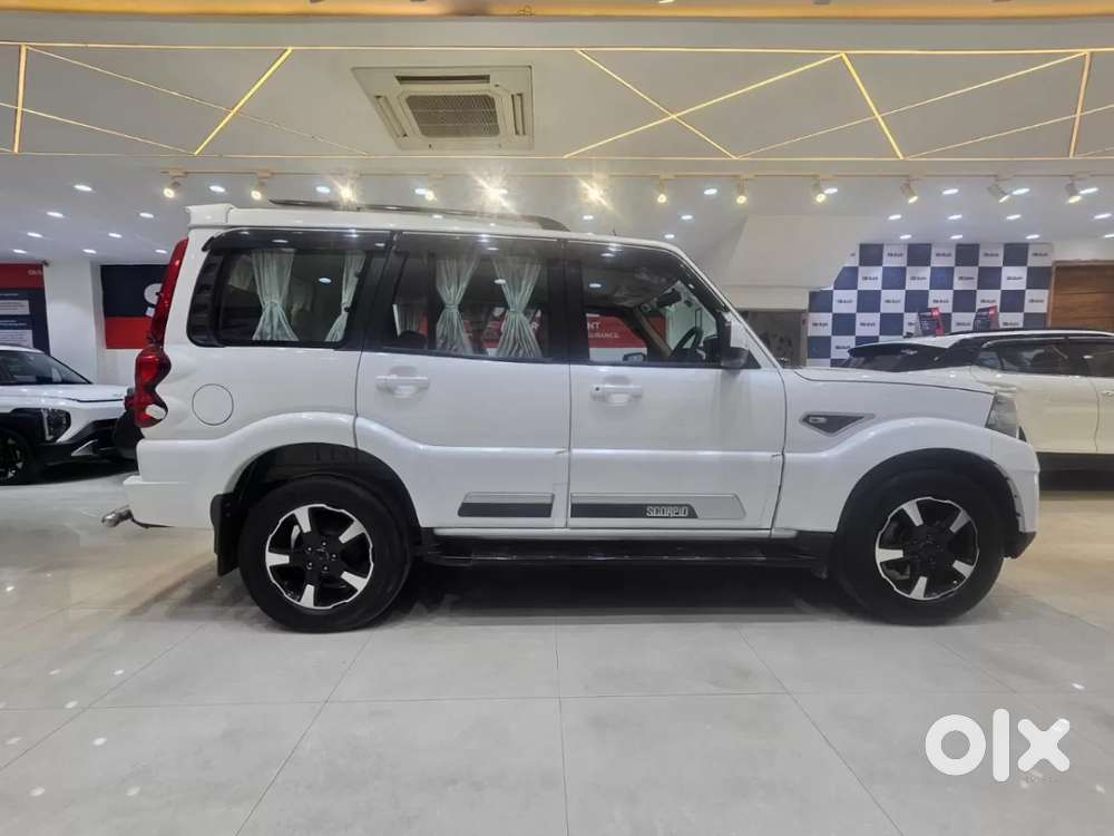 Mahindra Scorpio Classic, 2023, Diesel