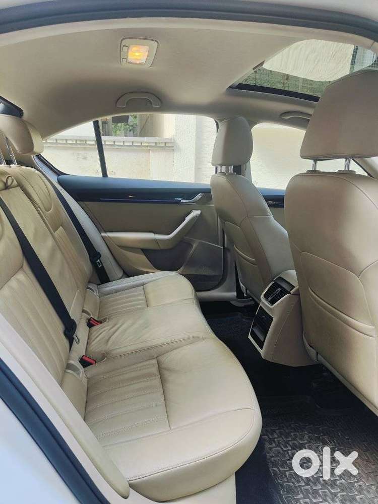 Skoda Octavia 2.0 L K Tsi At, 2018, Petrol