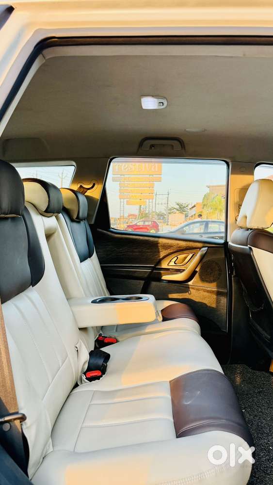 Mahindra Xuv500 W7, 2019, Diesel