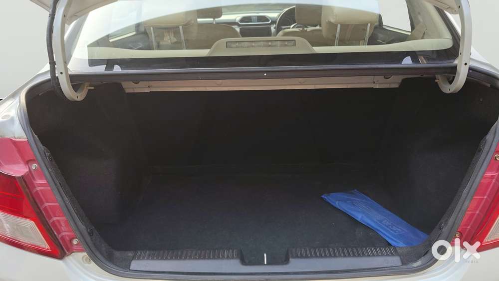 Maruti Suzuki Dzire 1.2 Vxi Amt, 2019, Petrol