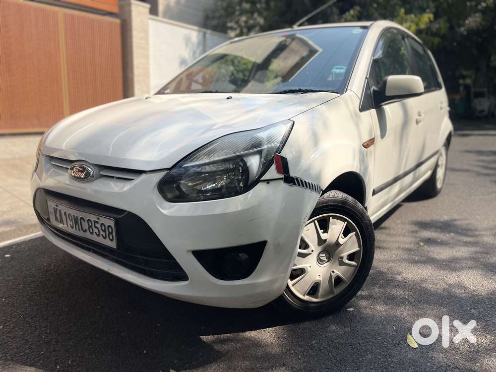 Ford Figo Petrol Zxi, 2012, Petrol