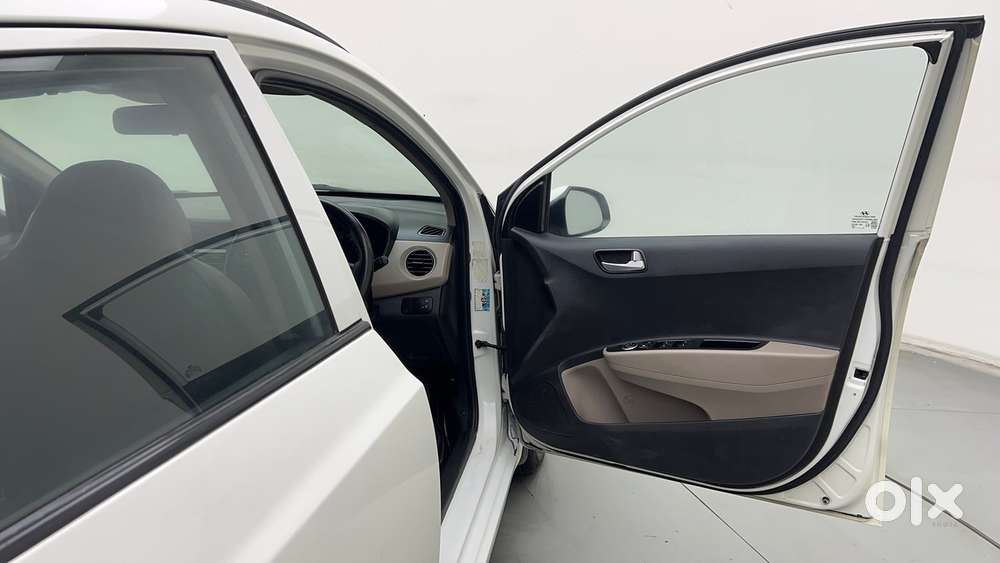Hyundai Grand I10 1.2 Kappa Sportz, 2016, Petrol