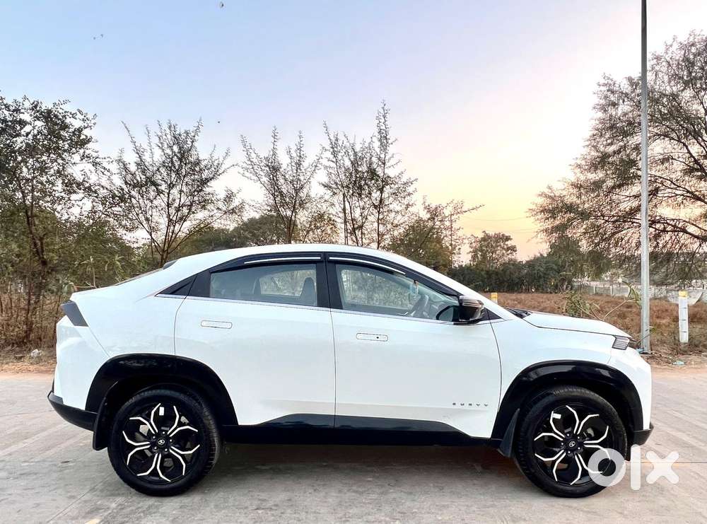 Tata Curvv