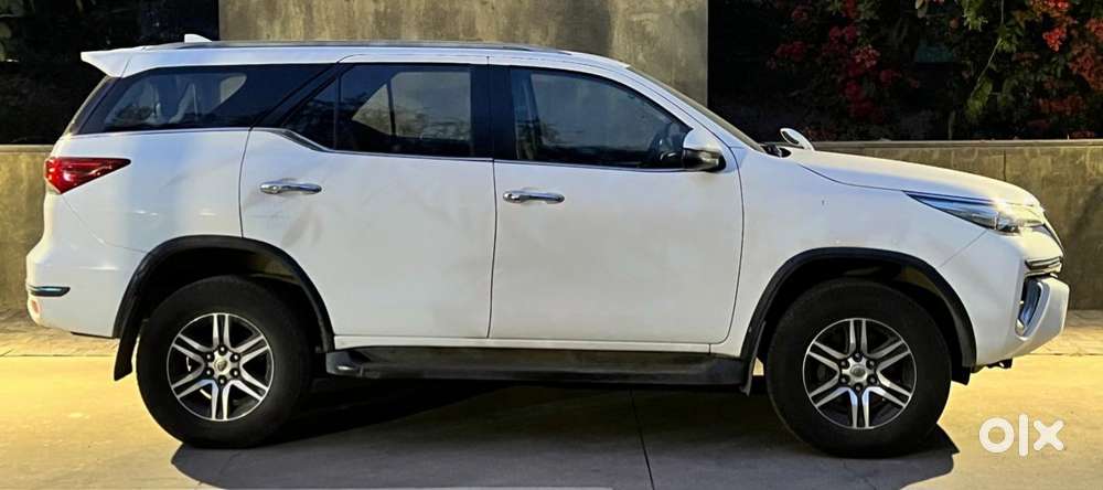 Toyota Fortuner 4x2 At 2.8 Diesel, 2019, Diesel