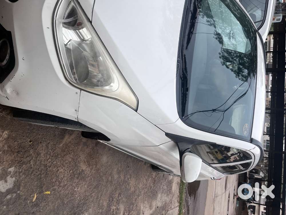 Grand I 10 Crdi Sportz Model 2013