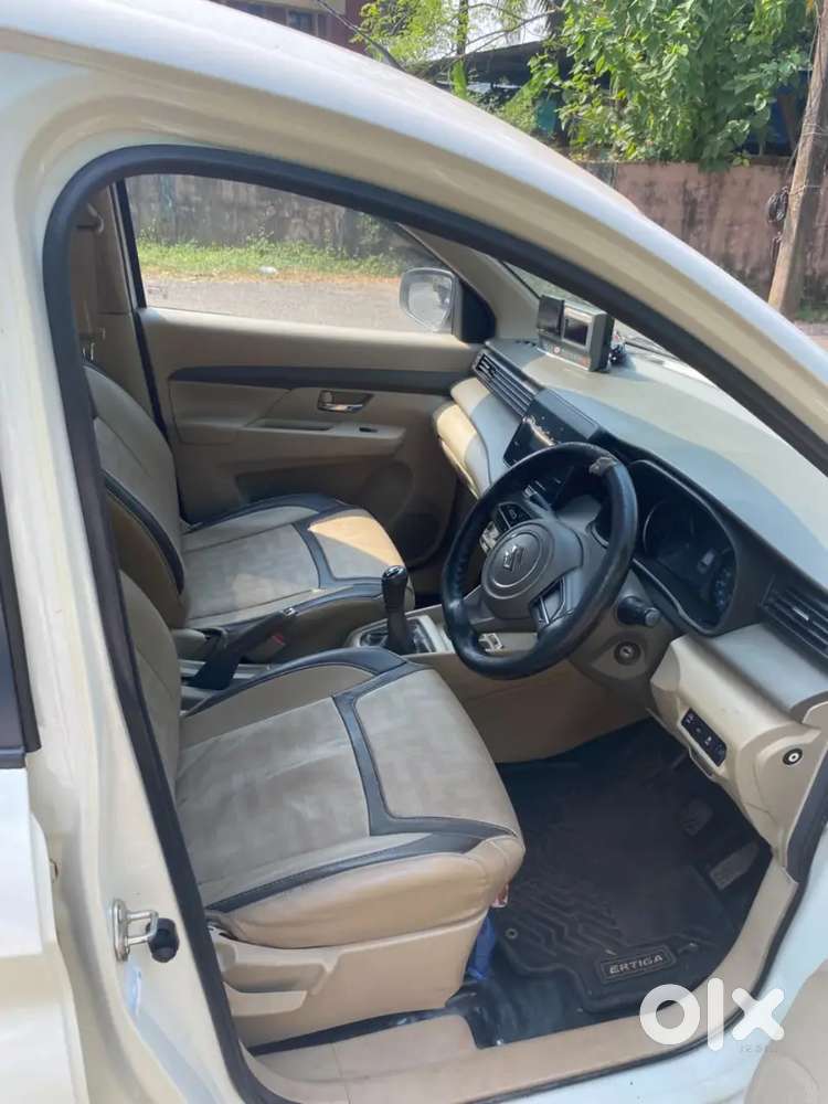 Maruti Suzuki Ertiga Zxi Petrol 2024