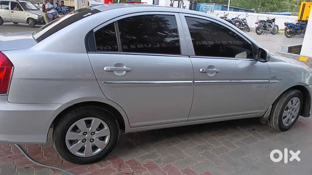 Hyundai Verna 2011 Petrol Well Maintained