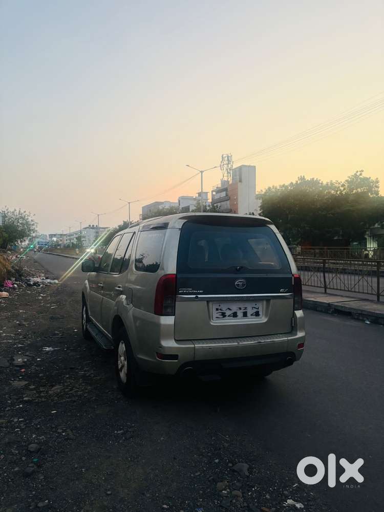 Tata Safari Storme Ex 4x2 2013 Diesel