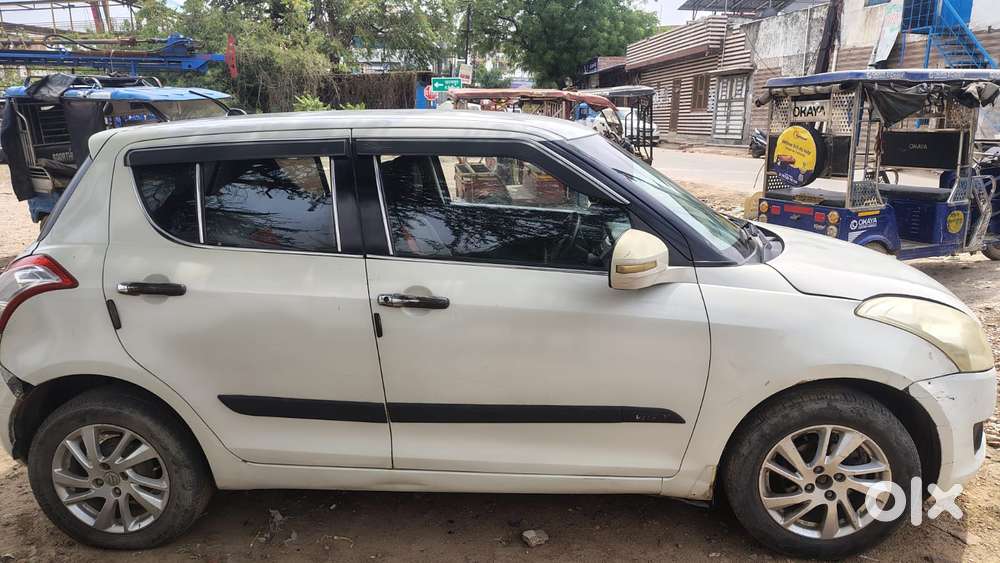 Maruti Suzuki Swift Zxi, 2012