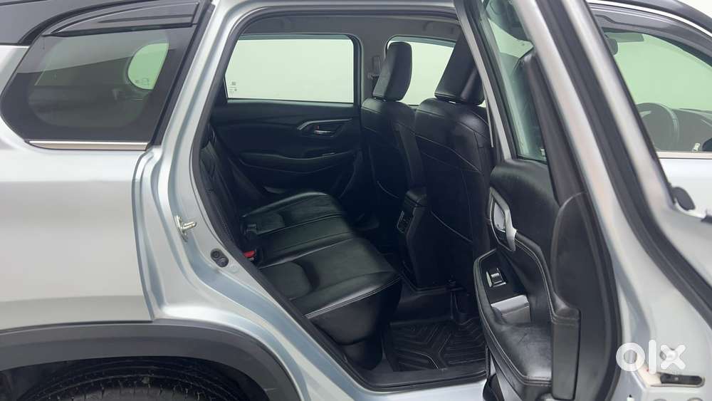 Toyota Urban Cruiser Hyryder 1.5 V Neo Drive At, 2024, Petrol
