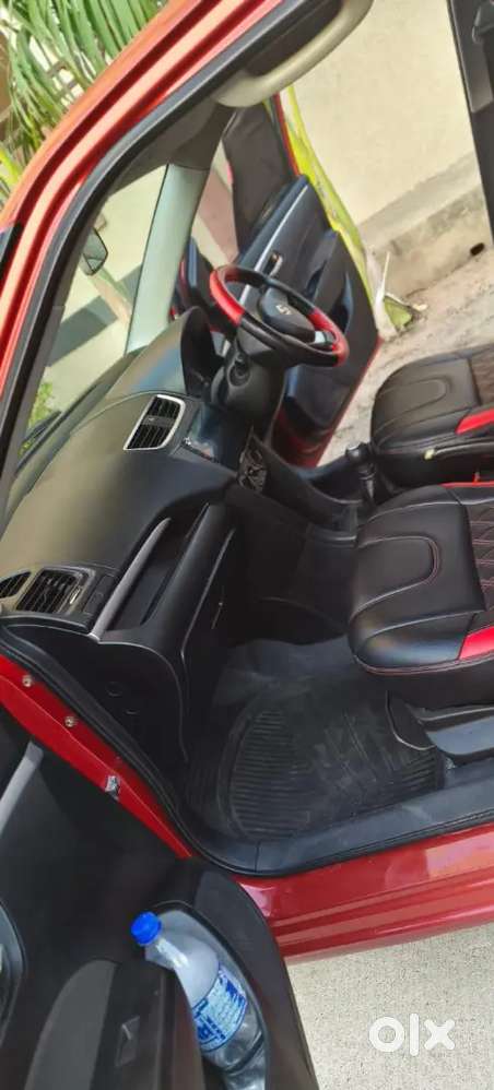 Well-maintained Maruti Swift Vdi  Diesel  Alloy Wheels & Subwoofer