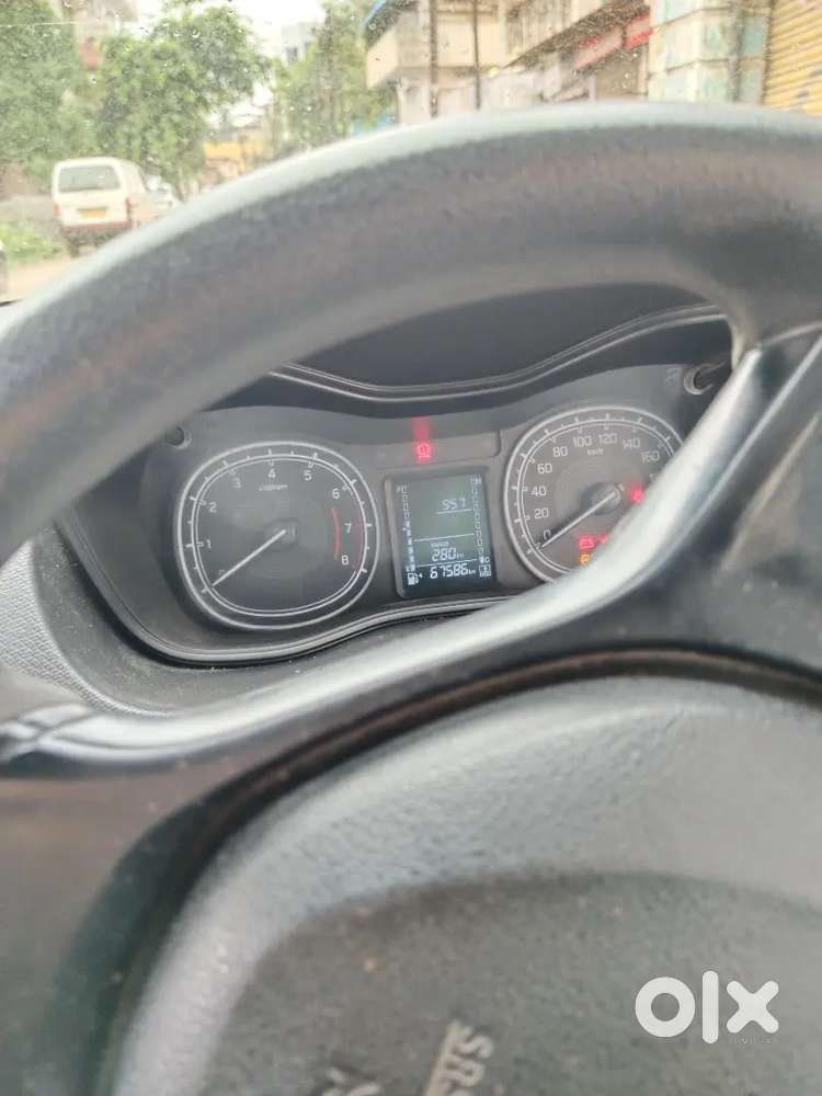 2022 Maruti Suzuki Brezza Lxi S-cng