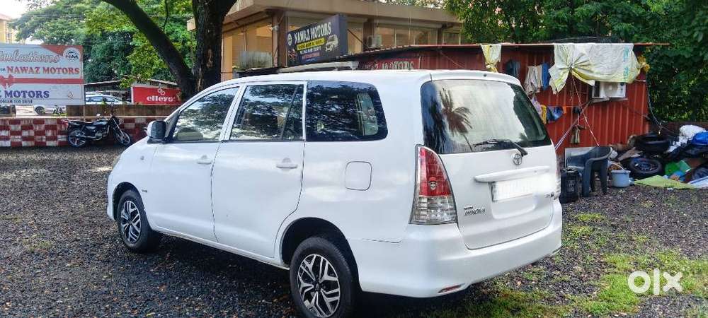 Toyota Innova 2.5 G (diesel) 7 Seater, 2012, Diesel