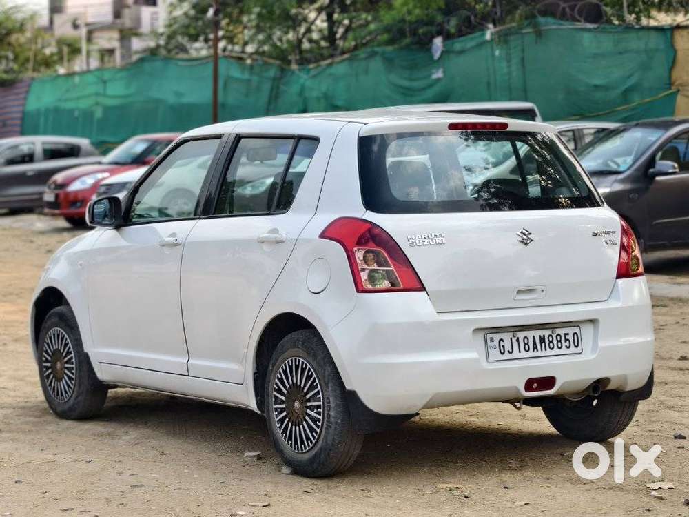 Maruti Suzuki Swift 2011-2014 Vxi, 2011
