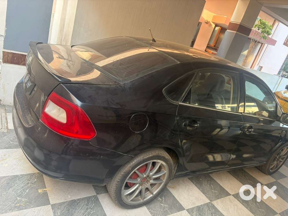 Skoda Rapid Tsi Diesel 2012 Year