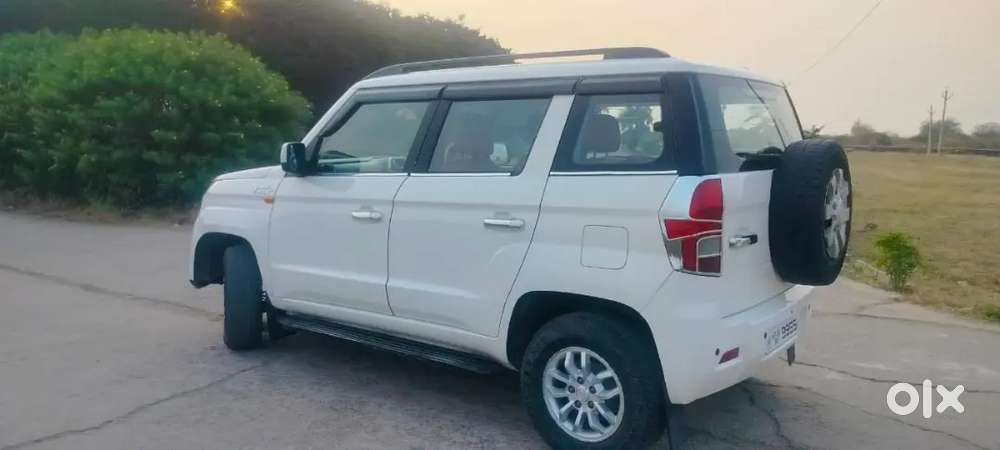Mahindra Tuv 300 2015 Diesel Good Condition