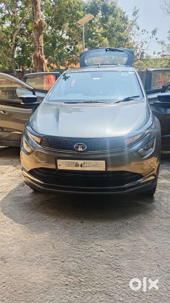 Tata Altroz 2021 Petrol 10500 Less Km  Driven