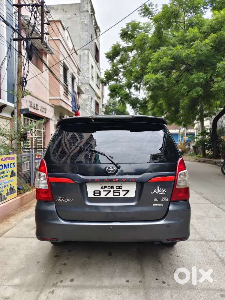Toyota Innova Diesel 2011 2nd Owner