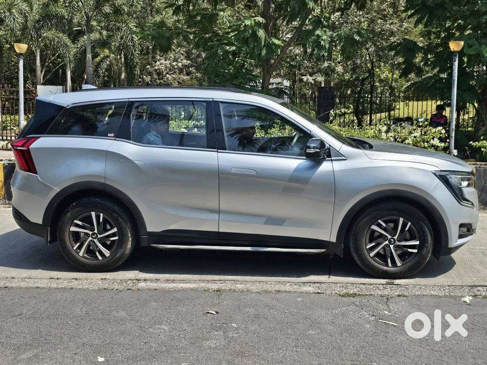 Mahindra Xuv700 2.0 Ax 5 Petrol At Str, 2022, Petrol