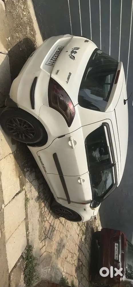 Maruti Suzuki Swift 2012 Diesel 130000 Km Driven