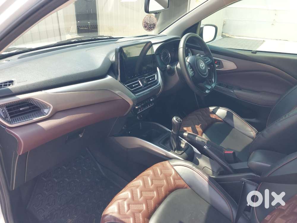 Toyota Urban Cruiser Taisor V 1.0 Petrol Mt, 2024, Petrol