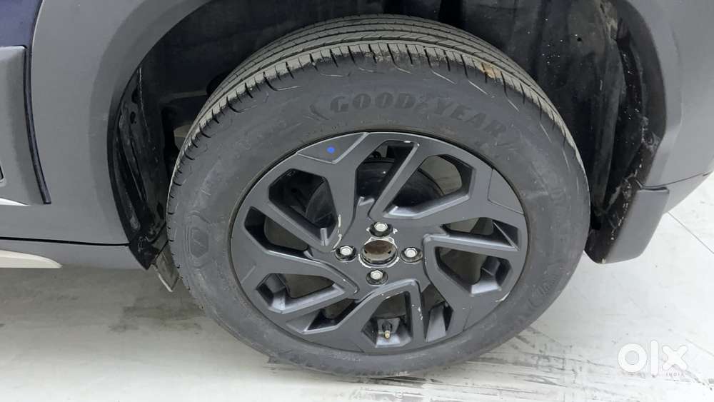 Maruti Suzuki Fronx Zeta 1.0 L Turbo Mt, 2023, Petrol