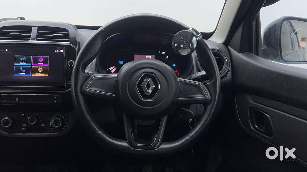 Renault Kwid 1.0 Rxt Amt, 2022, Petrol