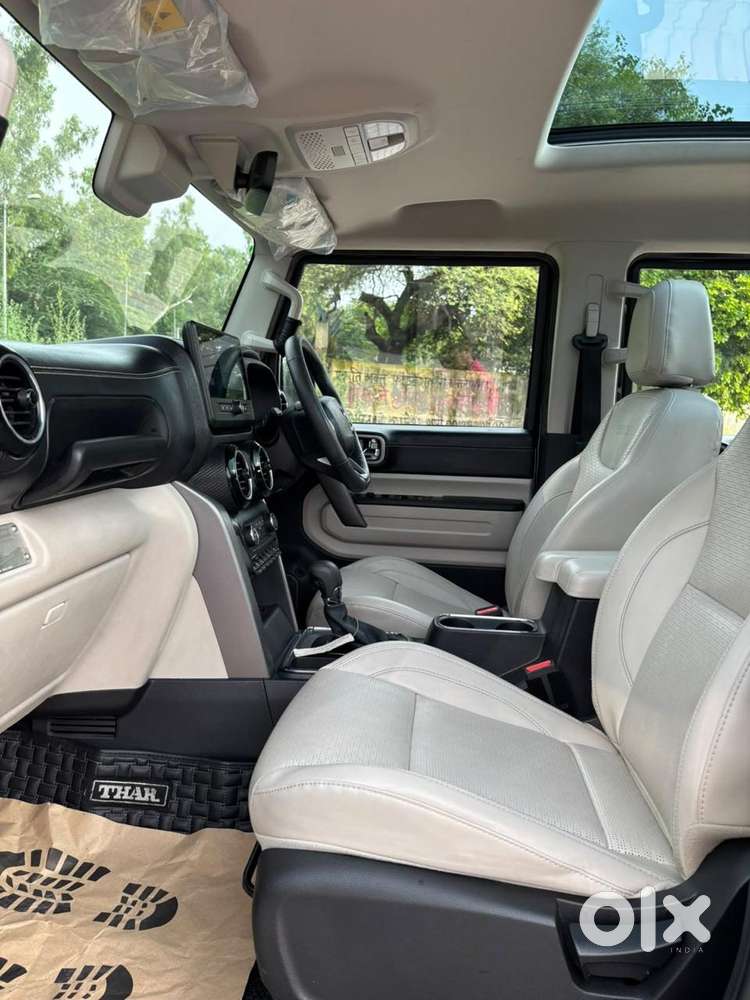 Mahindra Thar Roxx Ax7 L Petrol At 2wd, 2026, Petrol