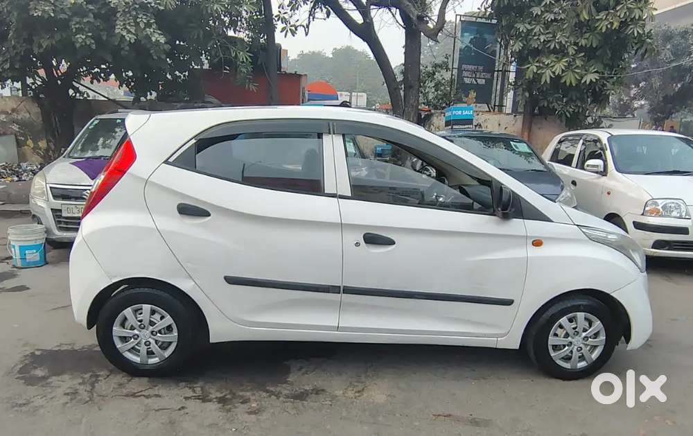 Eon Cng Well Maintained, Silent Engine, Child Ac Good Sound System.