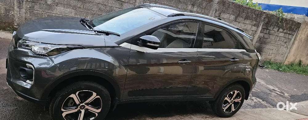 Tata Nexon 2024 Petrol Well Maintained