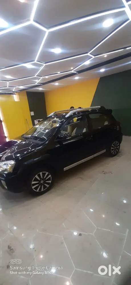 Toyota Etios Cross 2015