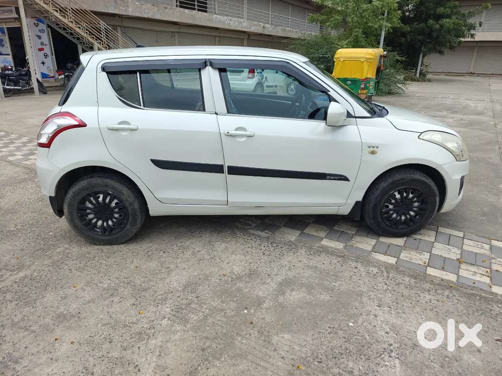 Maruti Suzuki Swift 2015 Lxi