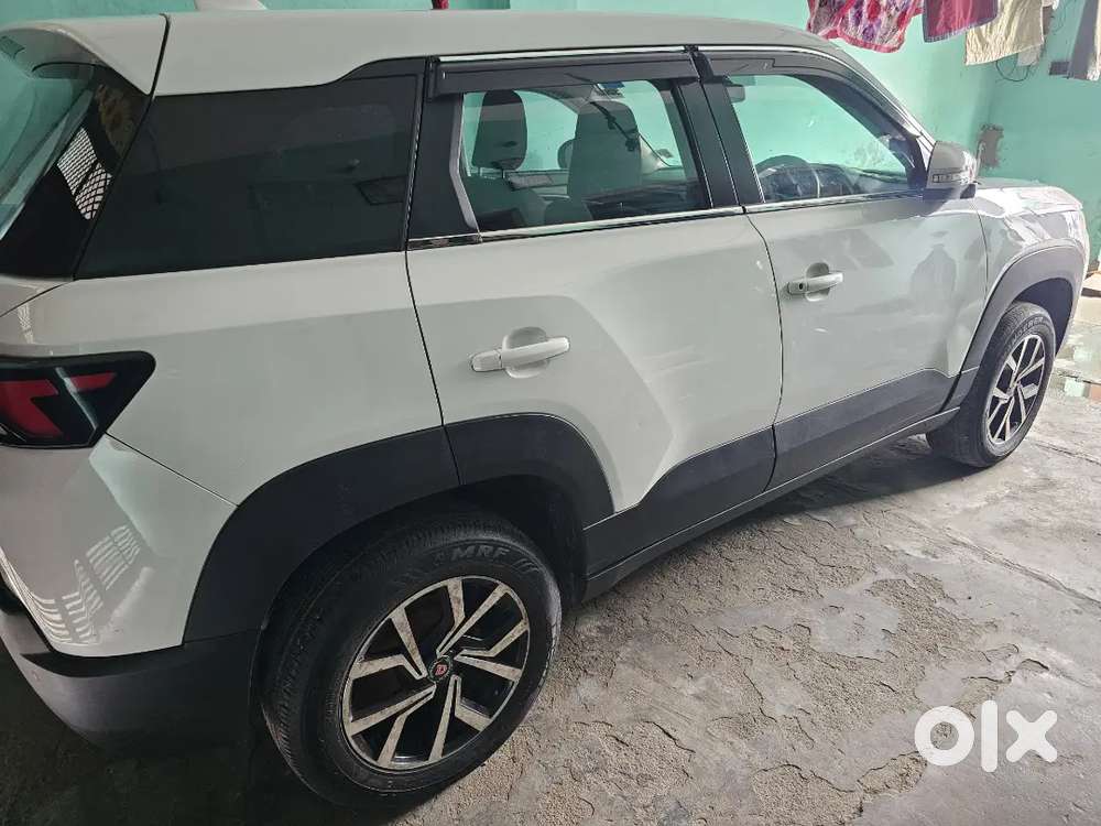 Maruti Suzuki Brezza Lxi 2025 Hybrid