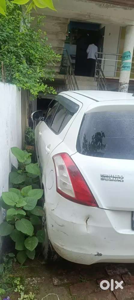 Urgent Sale Bechna Hai