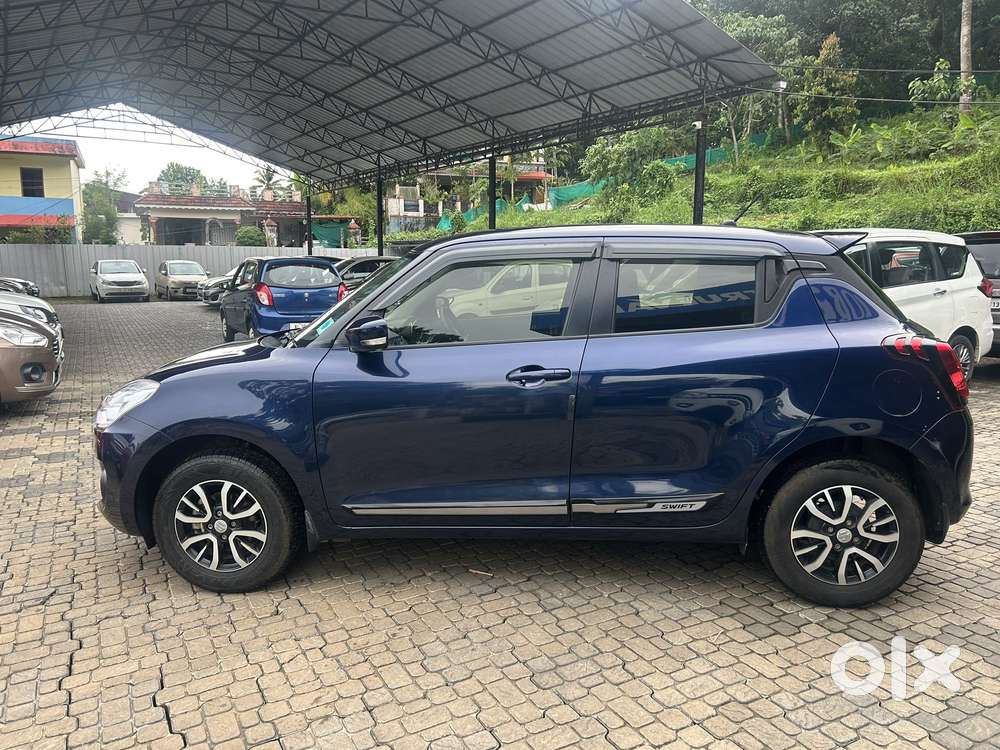 Maruti Suzuki Swift Vxi + Manual, 2021, Petrol
