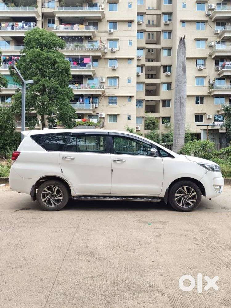 Toyota Innova Crysta 2.4 V, 2023, Diesel