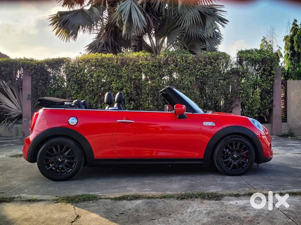 Mini Cooper Convertible, 2019, Petrol