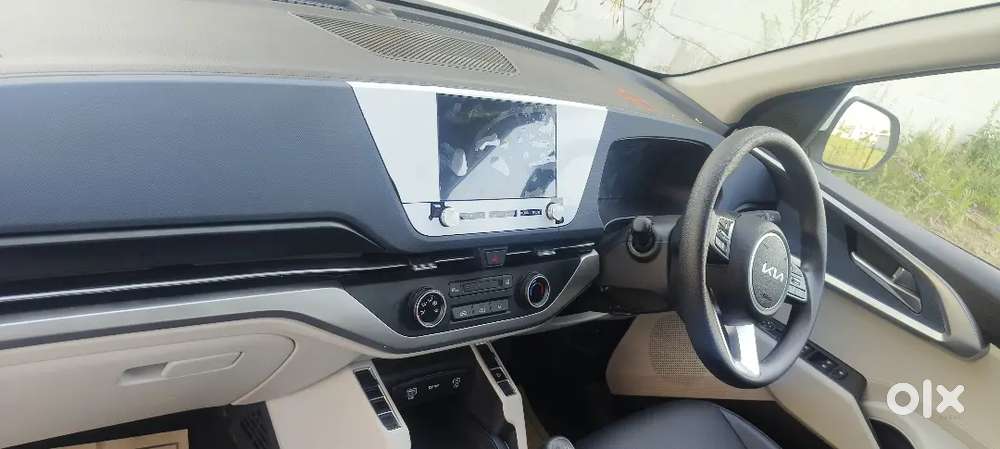 Kia Carens G 2025