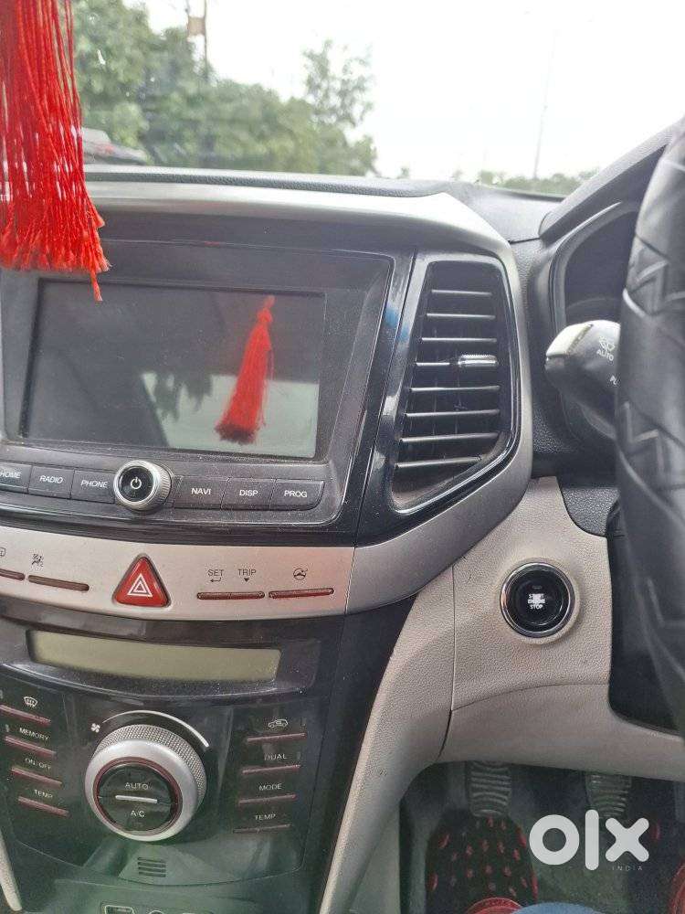 Mahindra Xuv300 W8 Diesel, 2022, Diesel