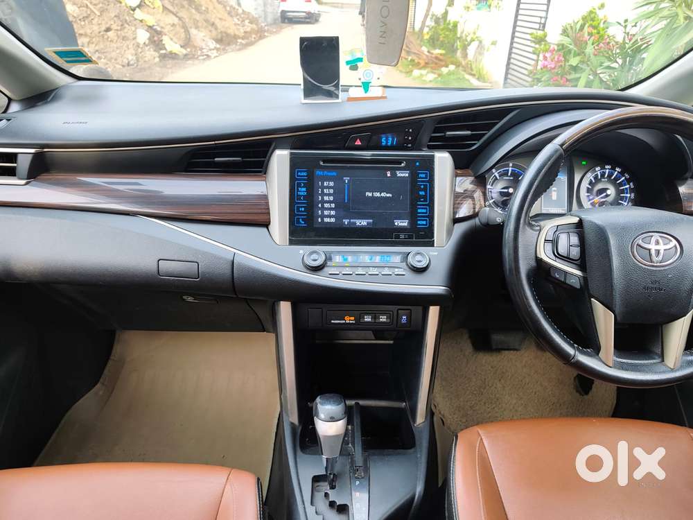 Toyota Innova Crysta 2.8 Z, 2017, Diesel