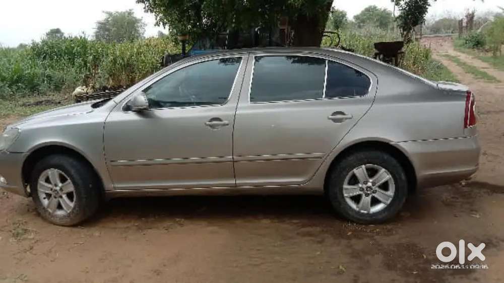 Skoda Laura 1.8 Tsi 2011 Petrol Manual