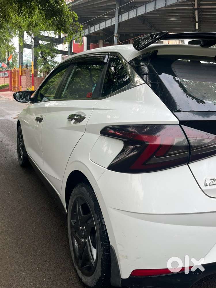 Hyundai New I20 Petrol Well Maintained Driven Only 13500km